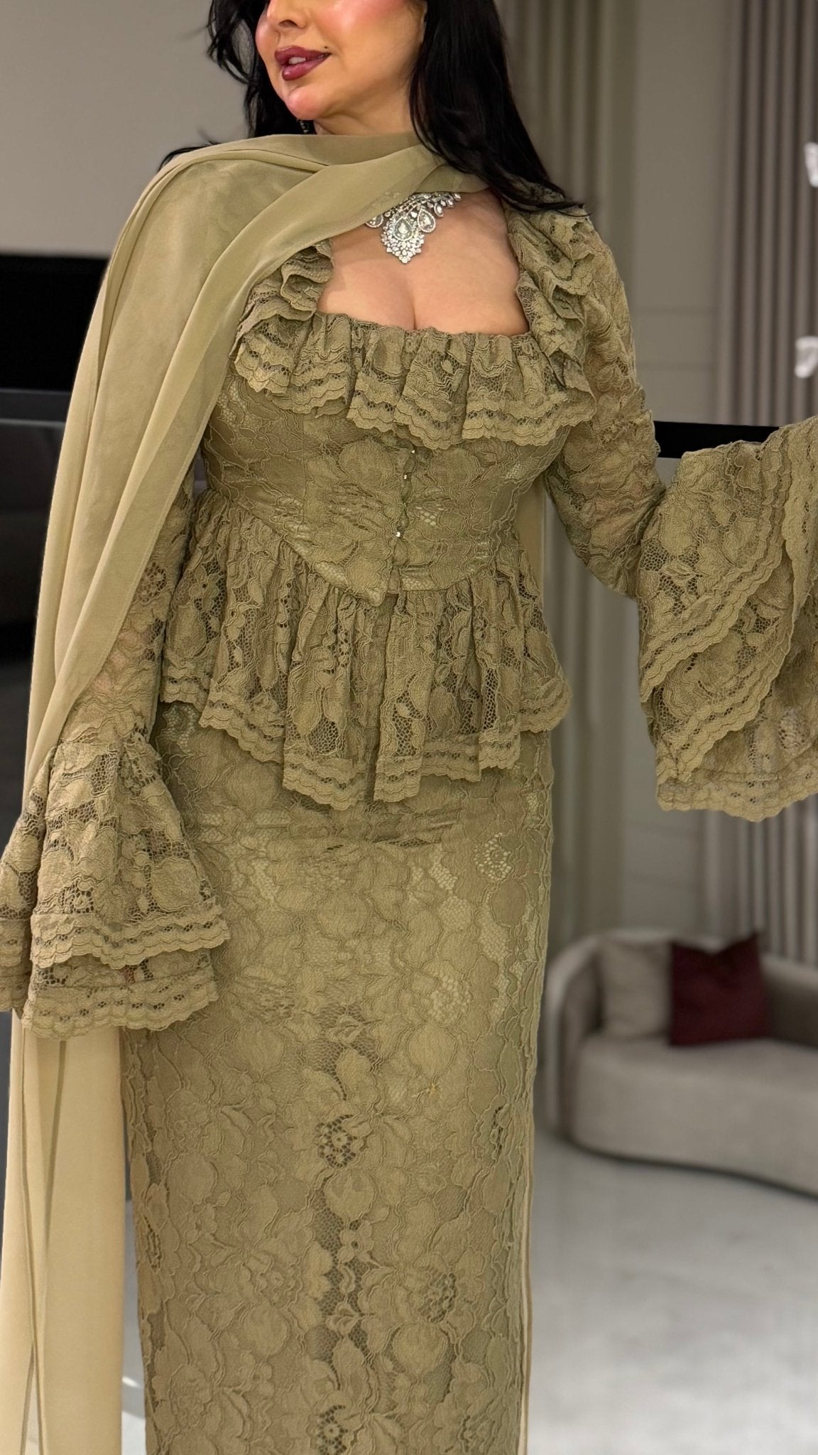 Lace love by Nagham Asari I Elegant