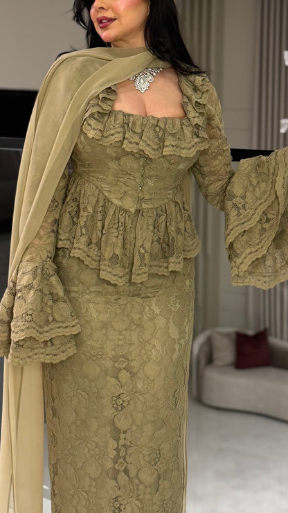 Lace love by Nagham Asari I Elegant